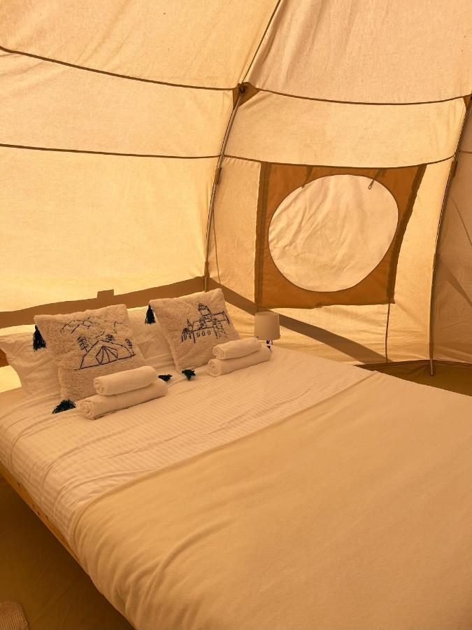 Flore'S Garden Glamping Bran  Esterno foto